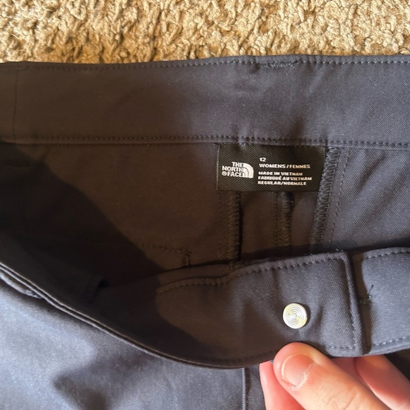 THE NORTH FACE City Standard Ankle Pants Women’s Business Outdoor Casual Size 12 - Picture 9 of 10